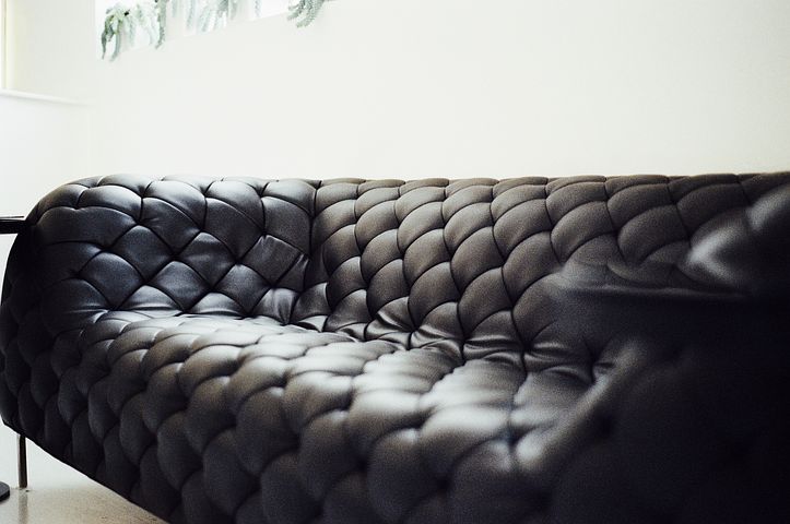 What Makes Leather Lounges in Melbourne an Attractive Purchase?